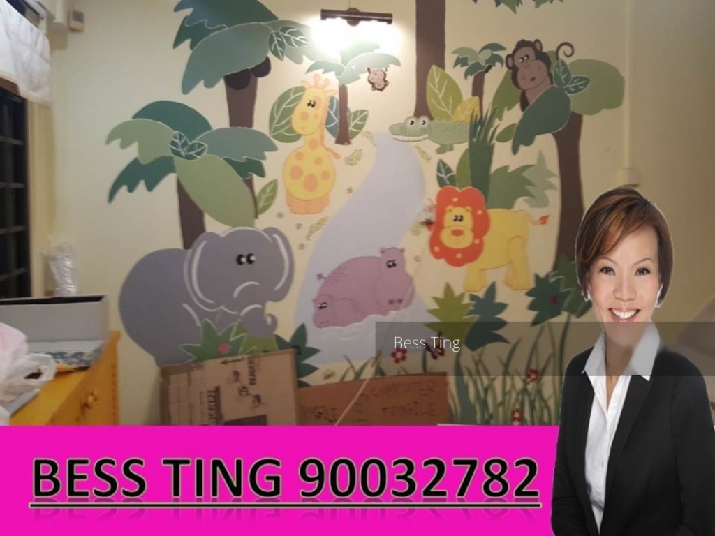 Blk 221 Hougang Street 21 (Hougang), HDB Executive #136062232